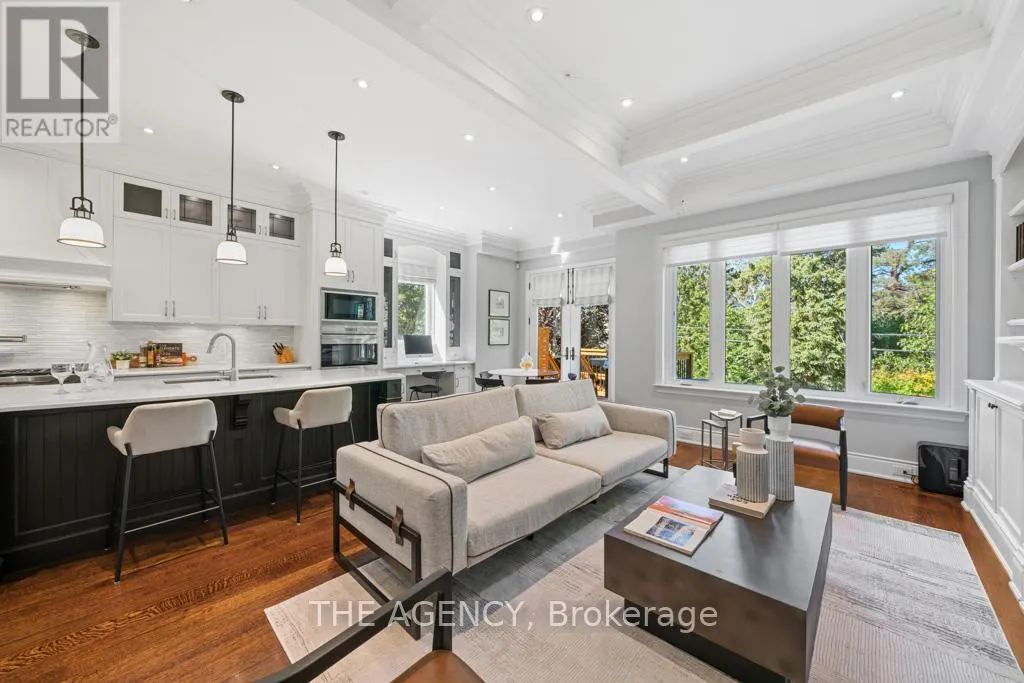 12 DUNBLAINE AVENUE