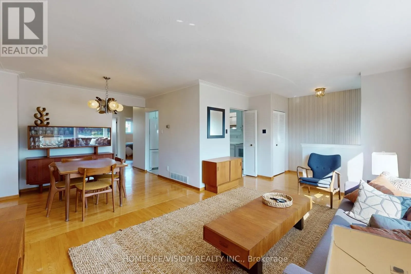 54 PINEBROOK AVENUE