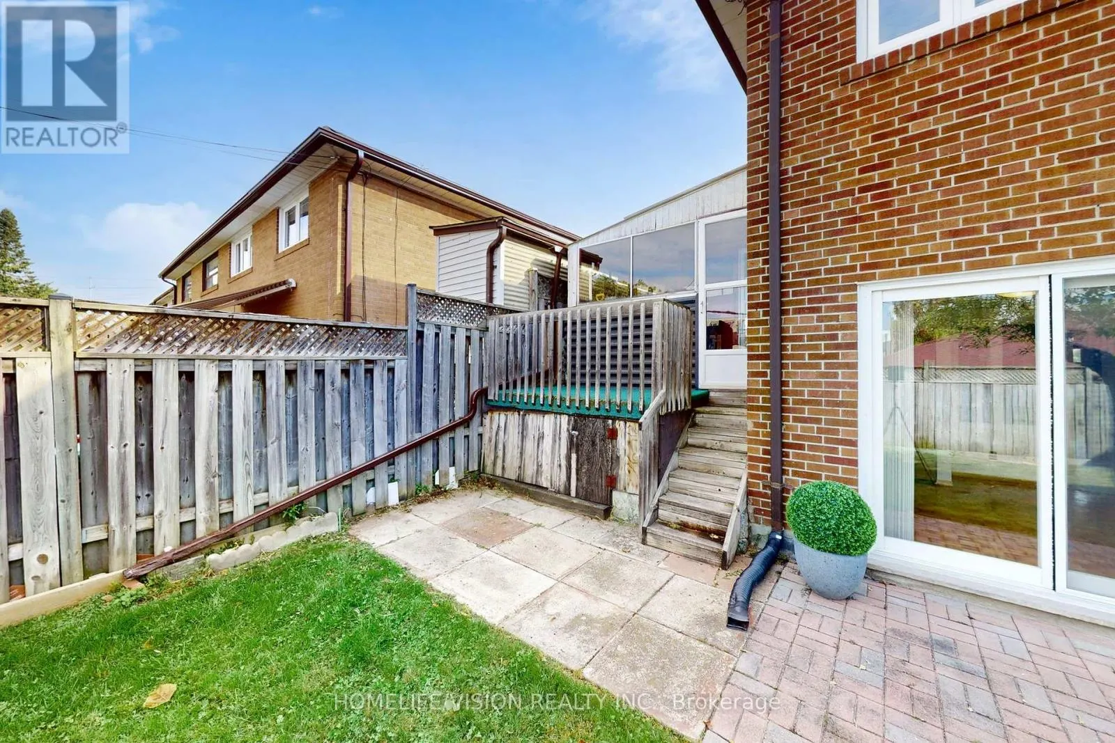 54 PINEBROOK AVENUE