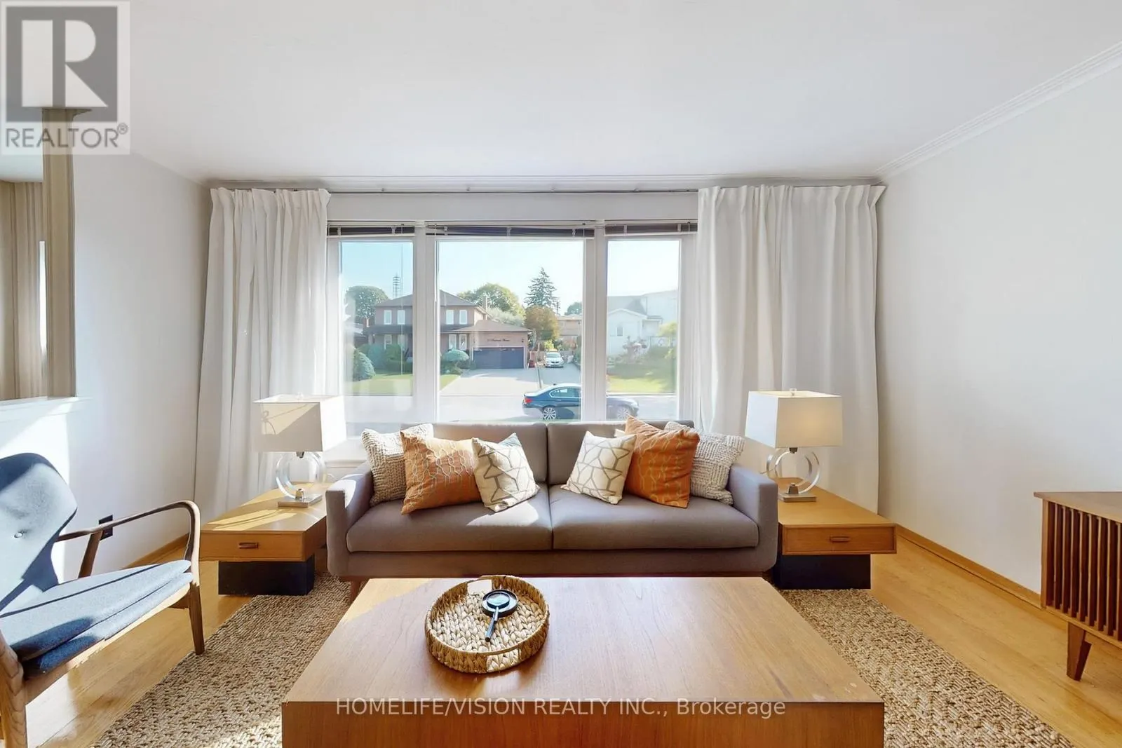 54 PINEBROOK AVENUE