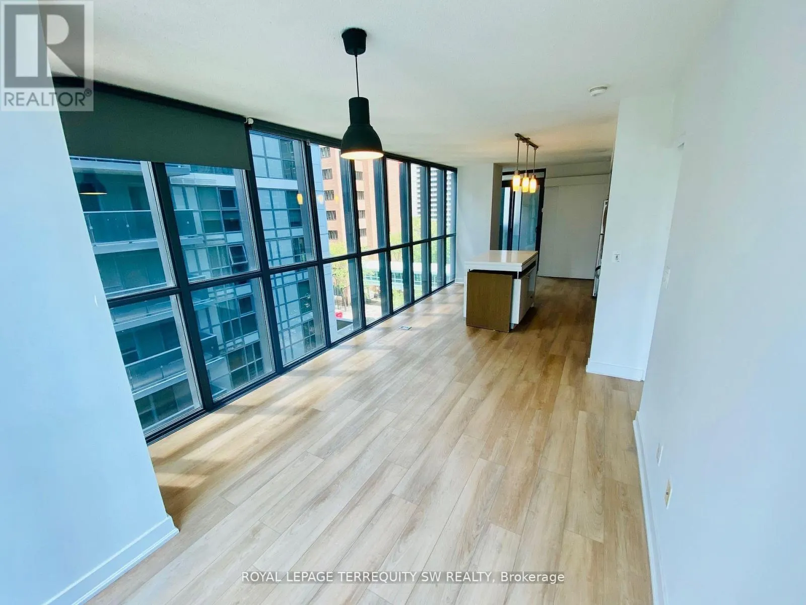 707 - 110 CHARLES STREET E
