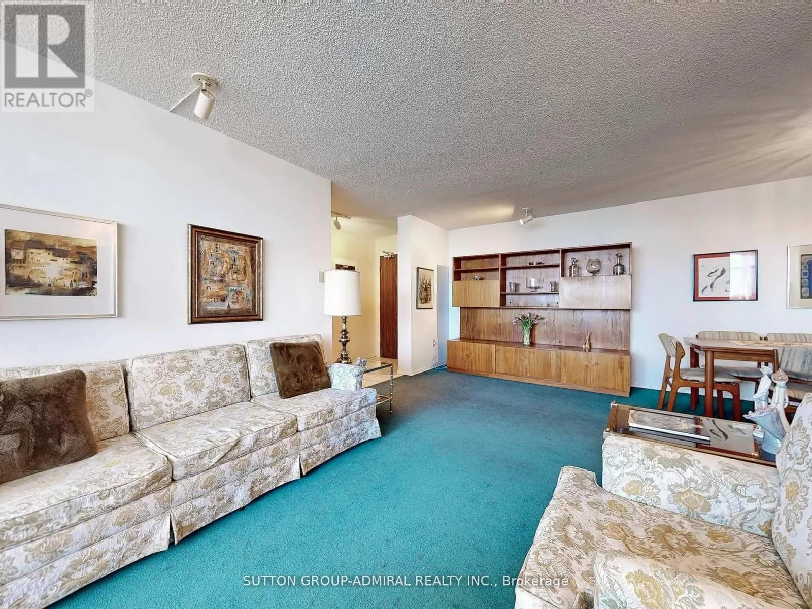 1204 - 100 ANTIBES DRIVE