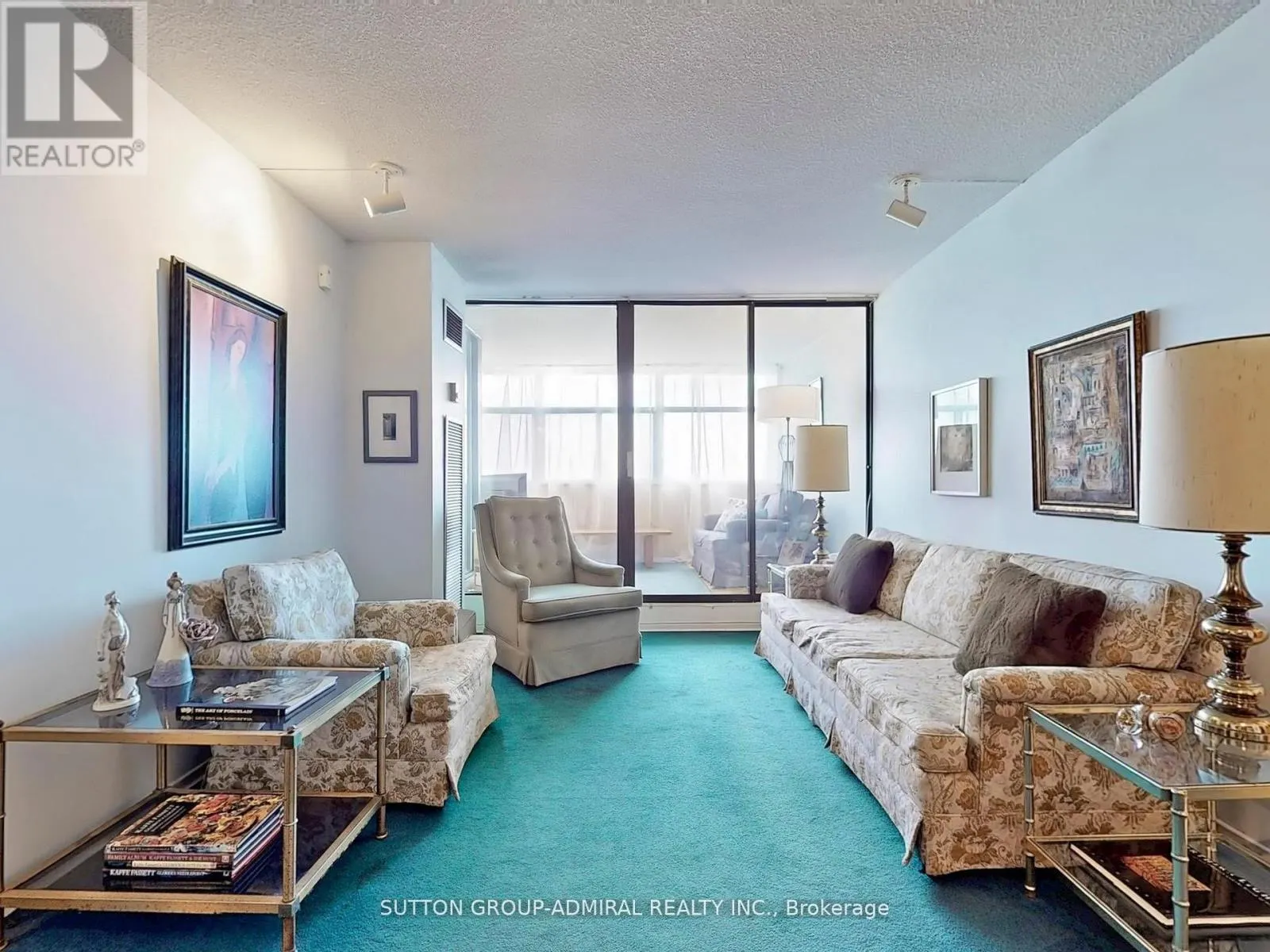 1204 - 100 ANTIBES DRIVE
