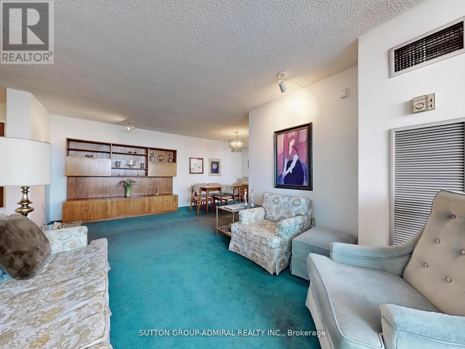 1204 - 100 ANTIBES DRIVE