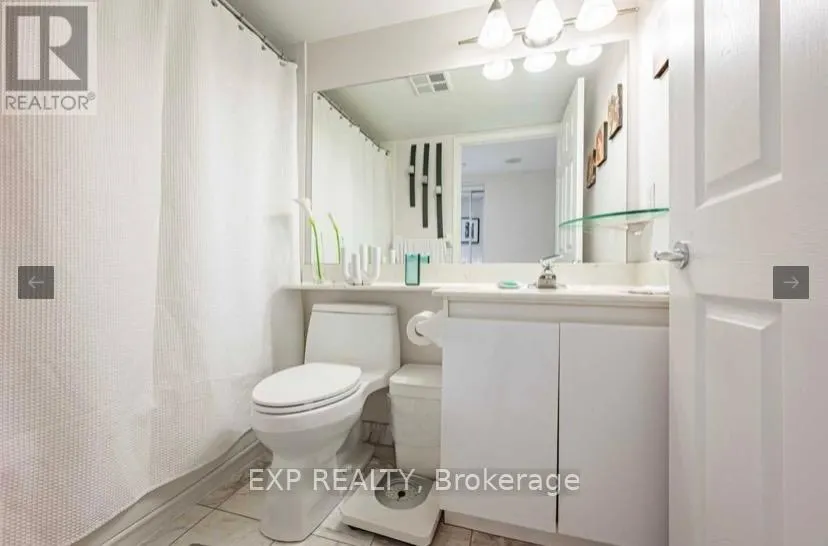 705 - 228 QUEENS QUAY W