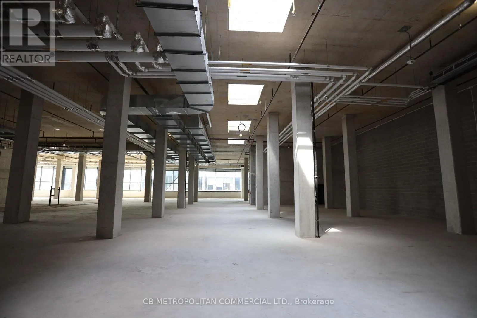 UPPER MARKET - 5250 YONGE STREET