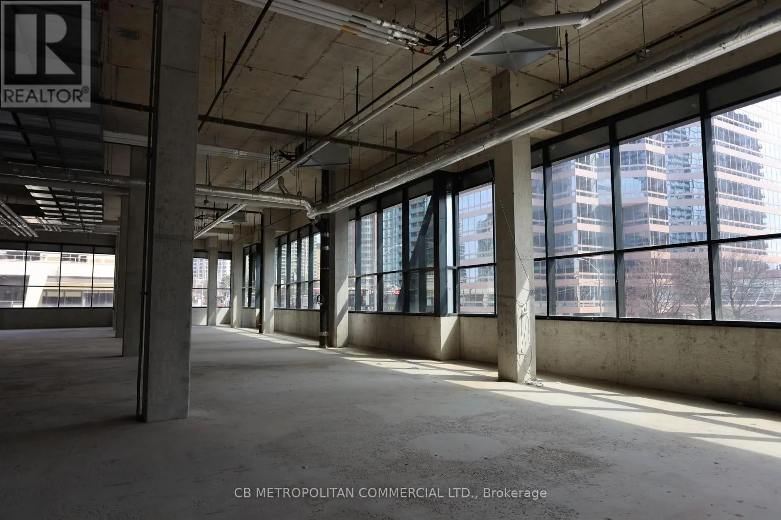 UPPER MARKET - 5250 YONGE STREET