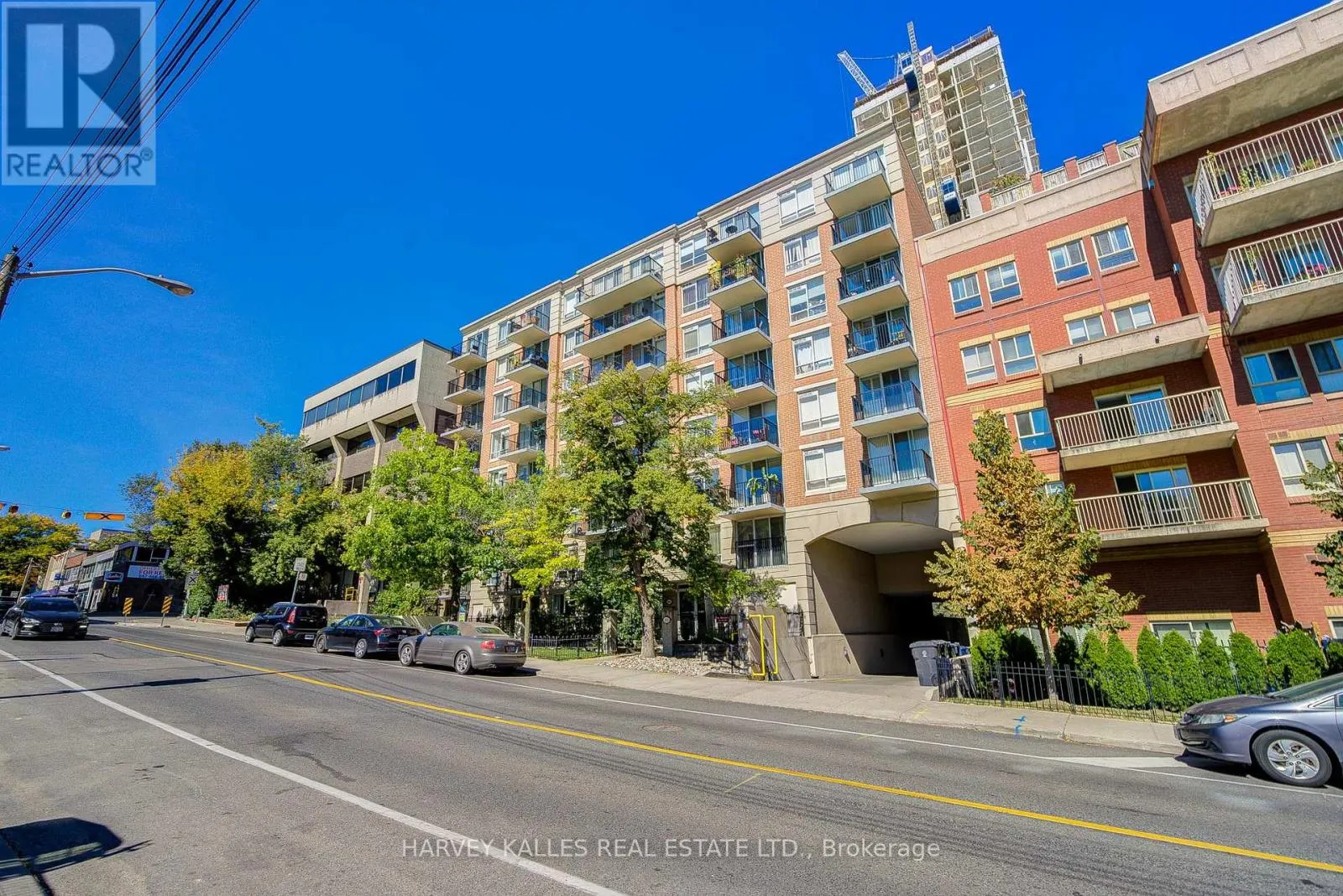 210 - 260 MERTON STREET