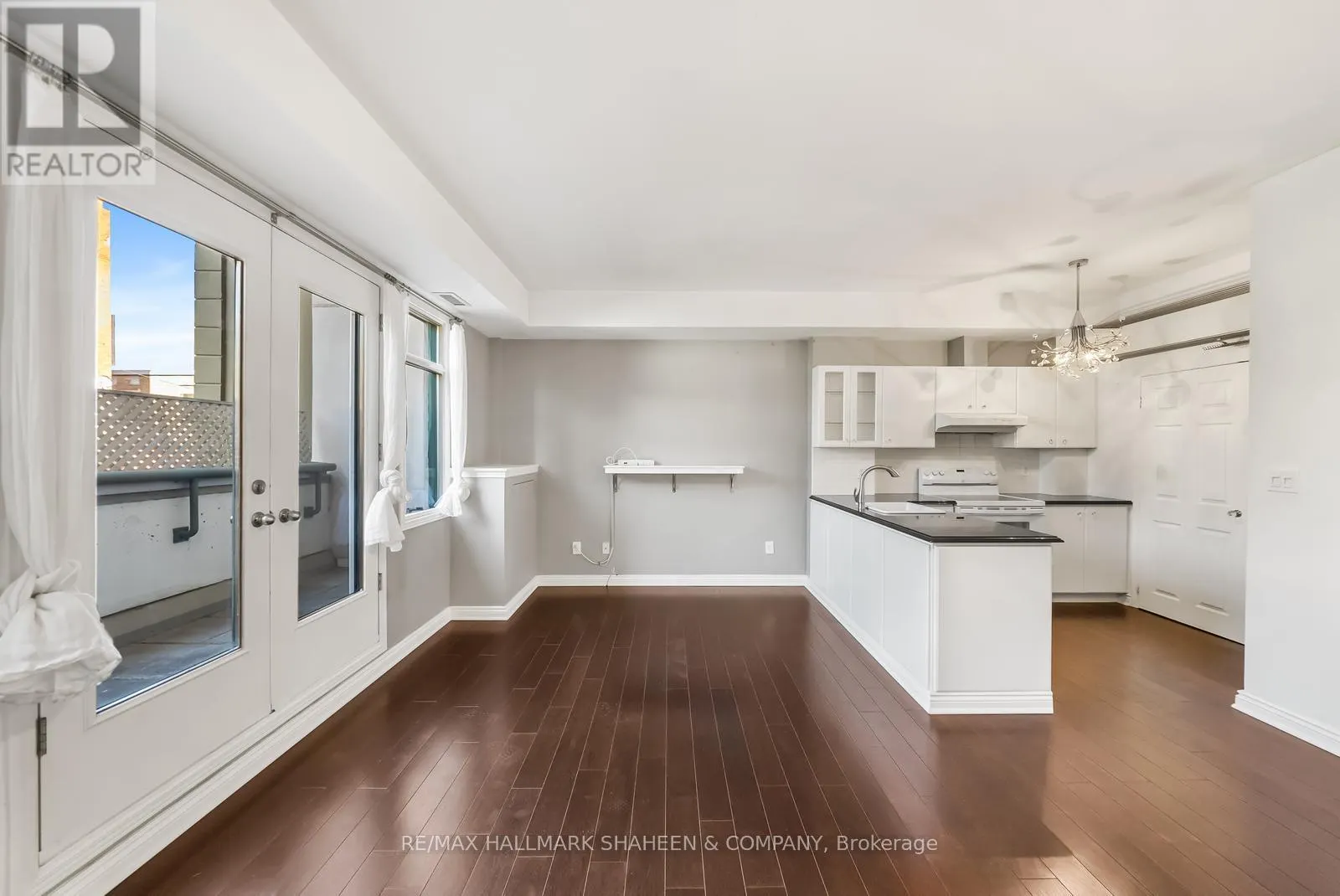 331 - 500 RICHMOND STREET W