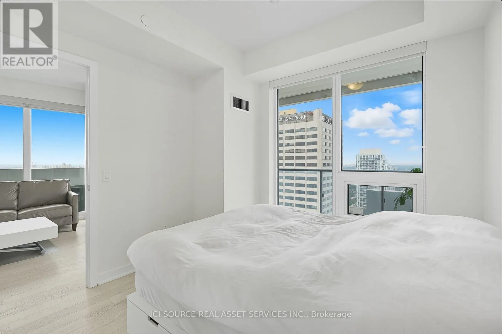 3109 - 2221 YONGE STREET