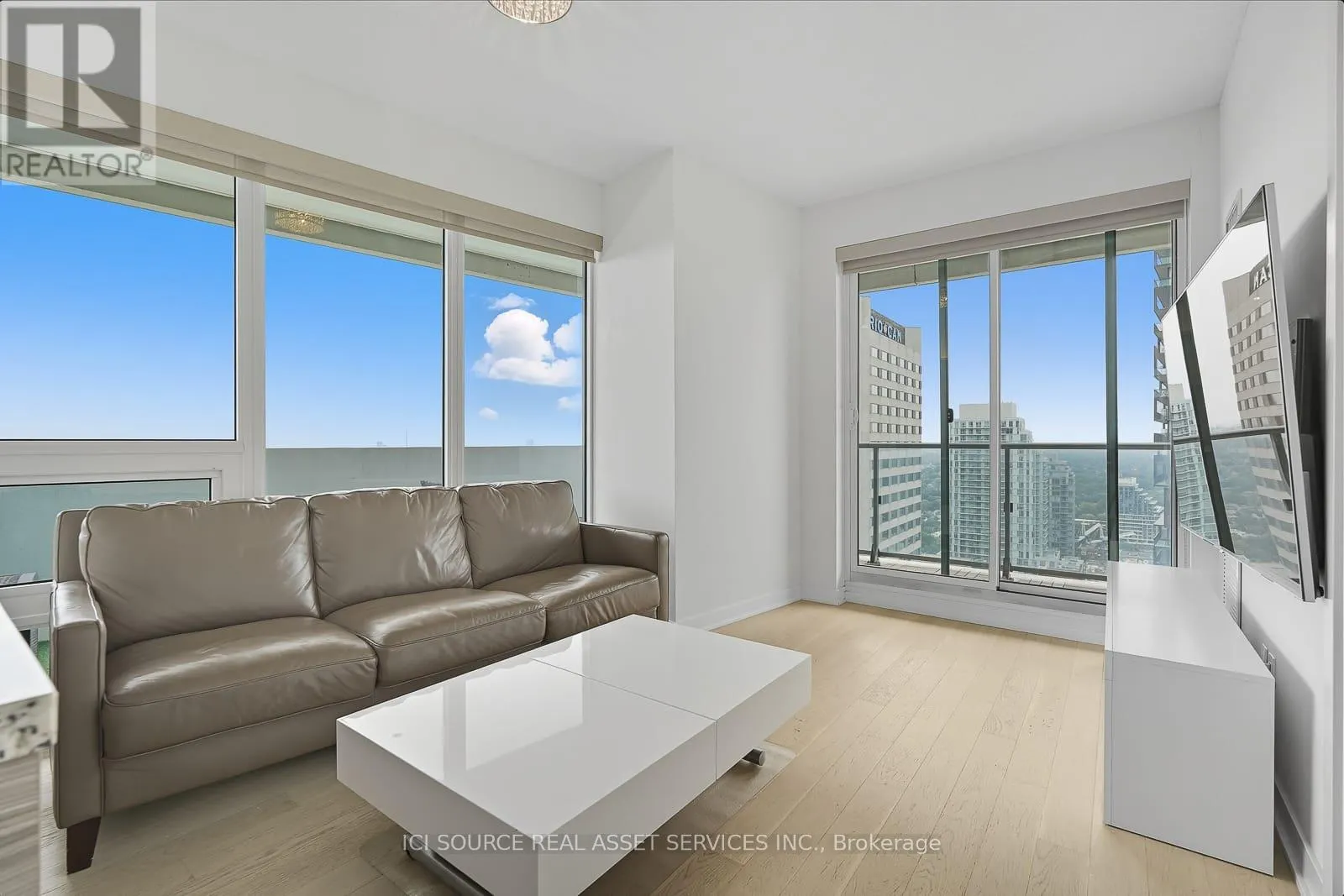 3109 - 2221 YONGE STREET