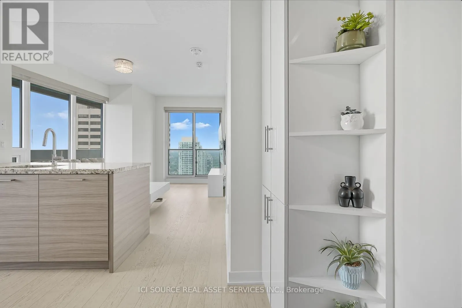 3109 - 2221 YONGE STREET