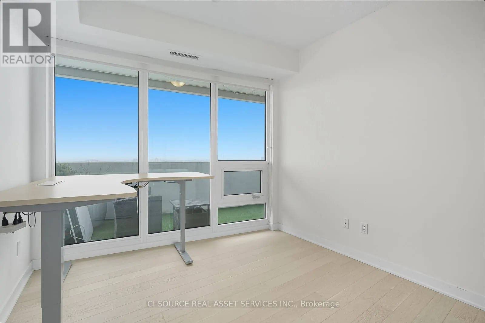 3109 - 2221 YONGE STREET
