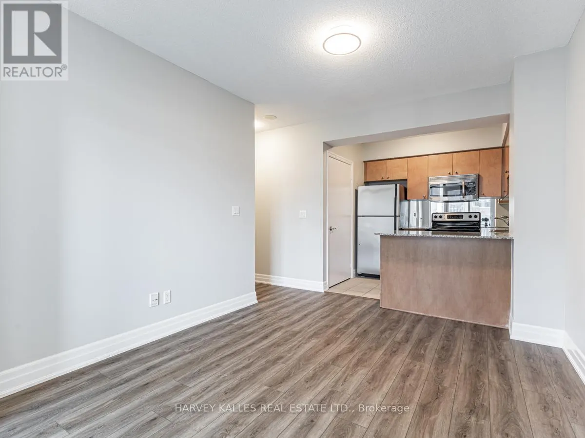 1301 - 8 SCOLLARD STREET