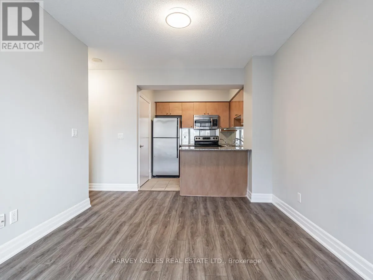 1301 - 8 SCOLLARD STREET