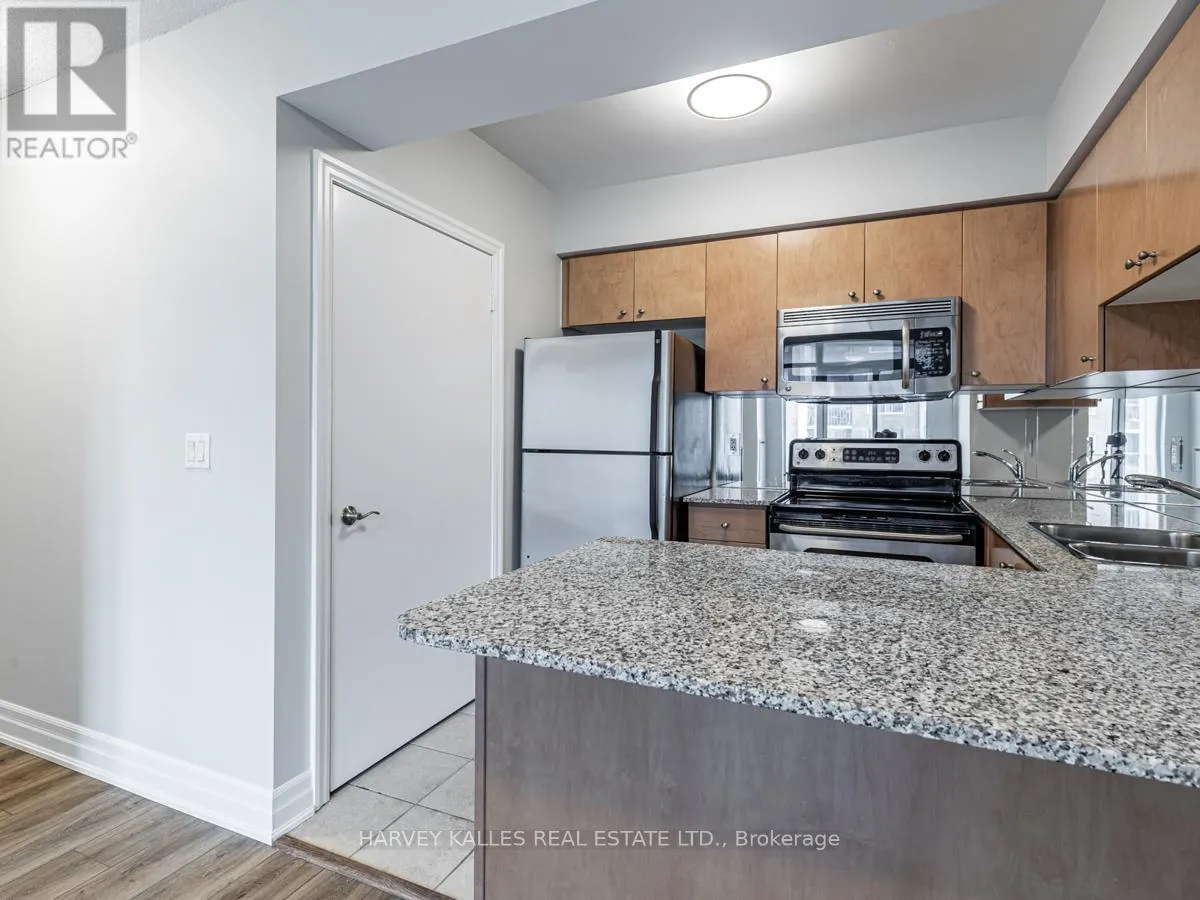 1301 - 8 SCOLLARD STREET