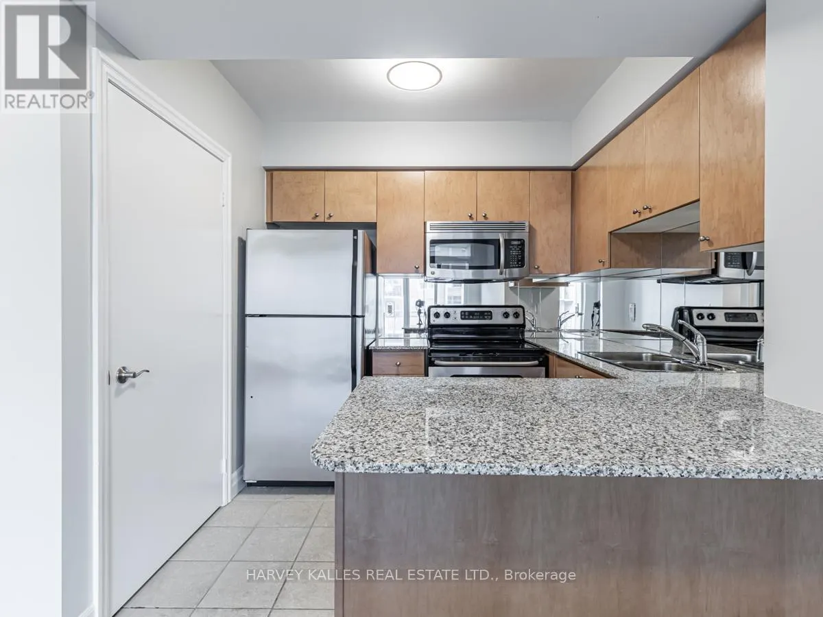 1301 - 8 SCOLLARD STREET
