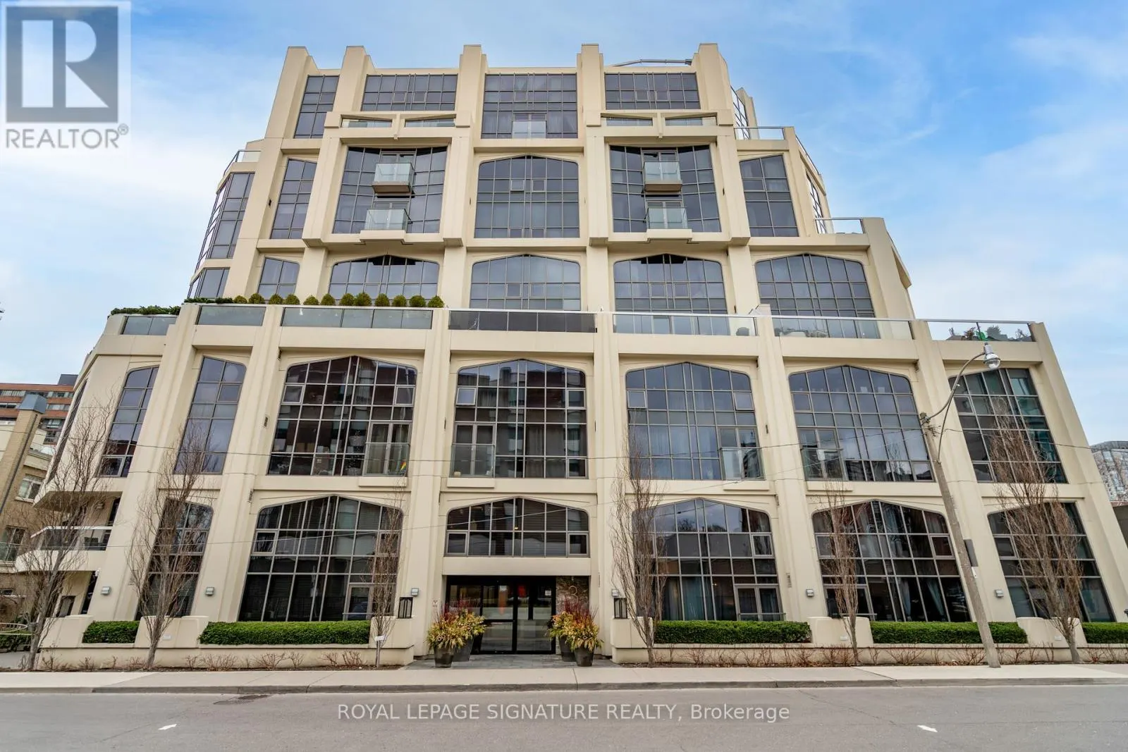 411 - 3 MCALPINE STREET