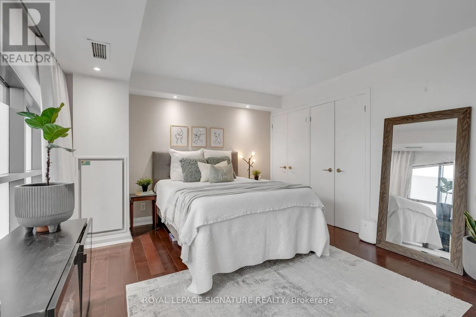 411 - 3 MCALPINE STREET