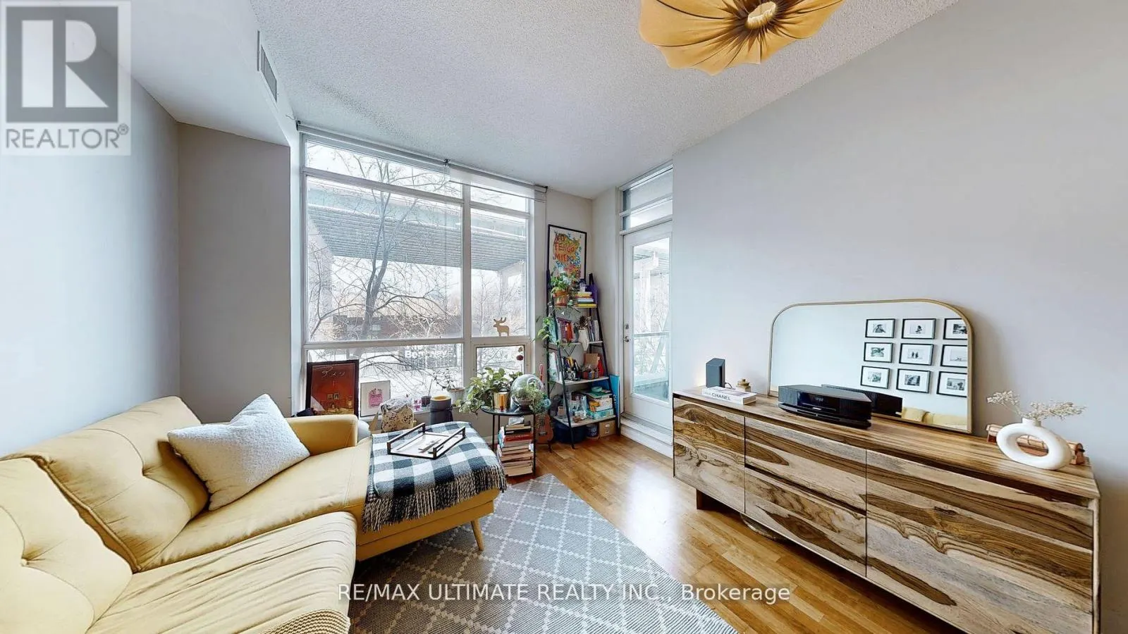 228 - 231 FORT YORK BOULEVARD