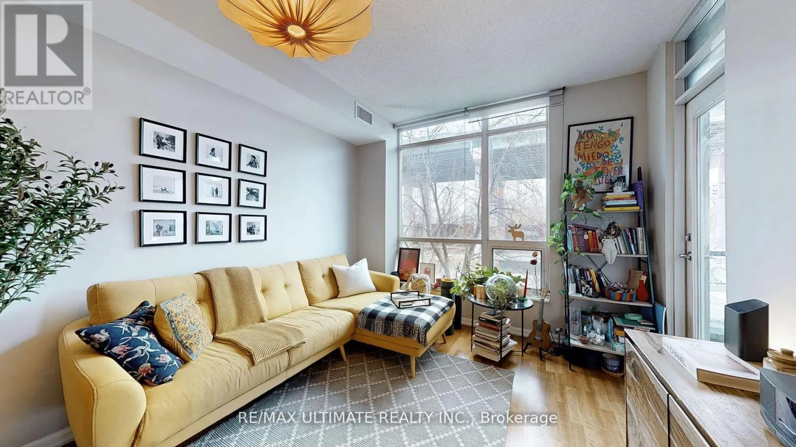 228 - 231 FORT YORK BOULEVARD