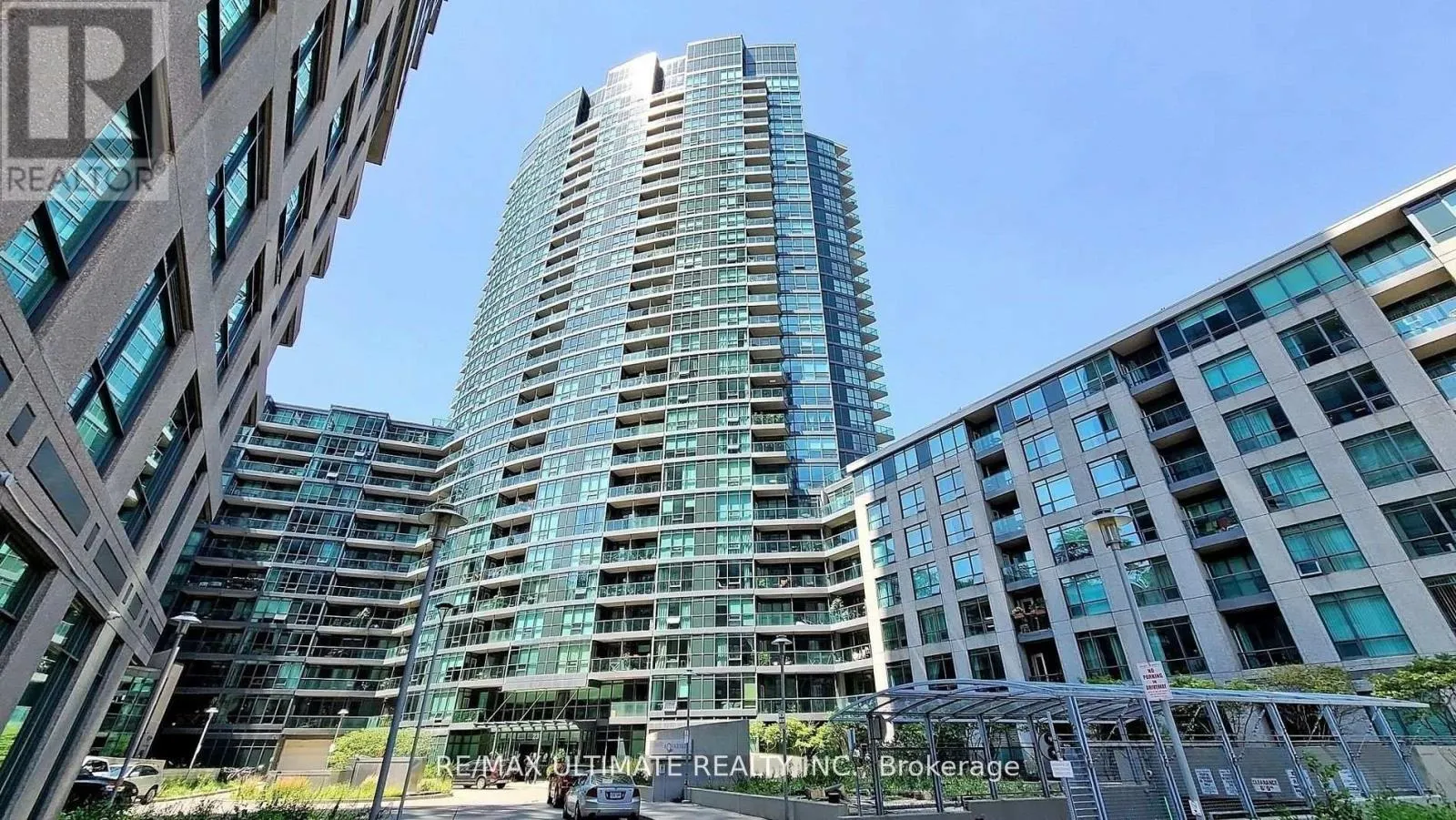 228 - 231 FORT YORK BOULEVARD