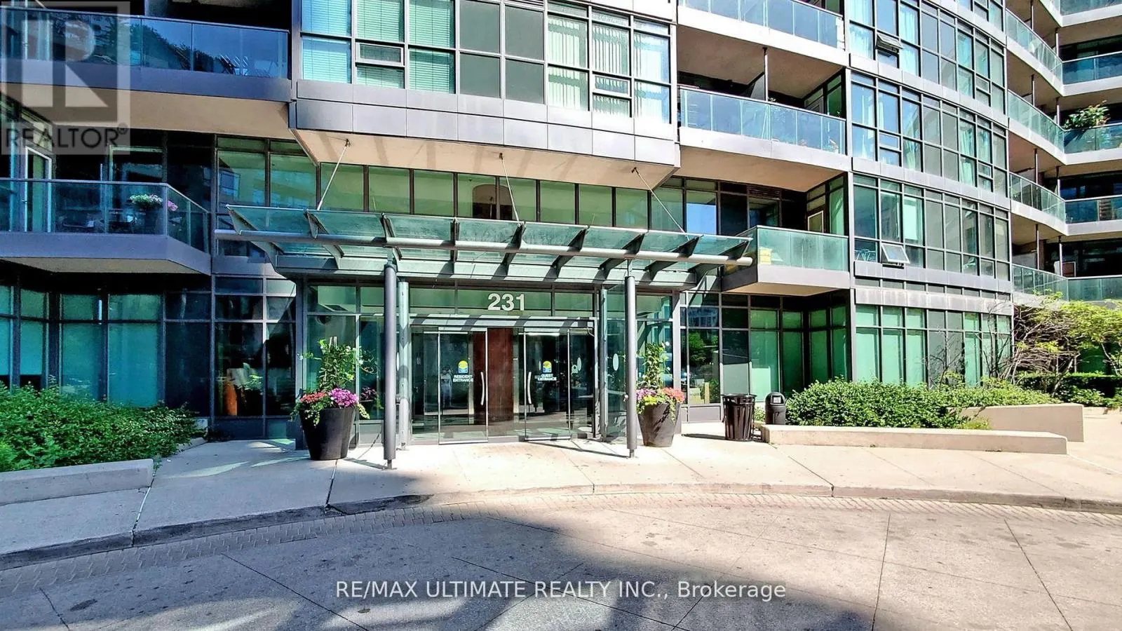 228 - 231 FORT YORK BOULEVARD