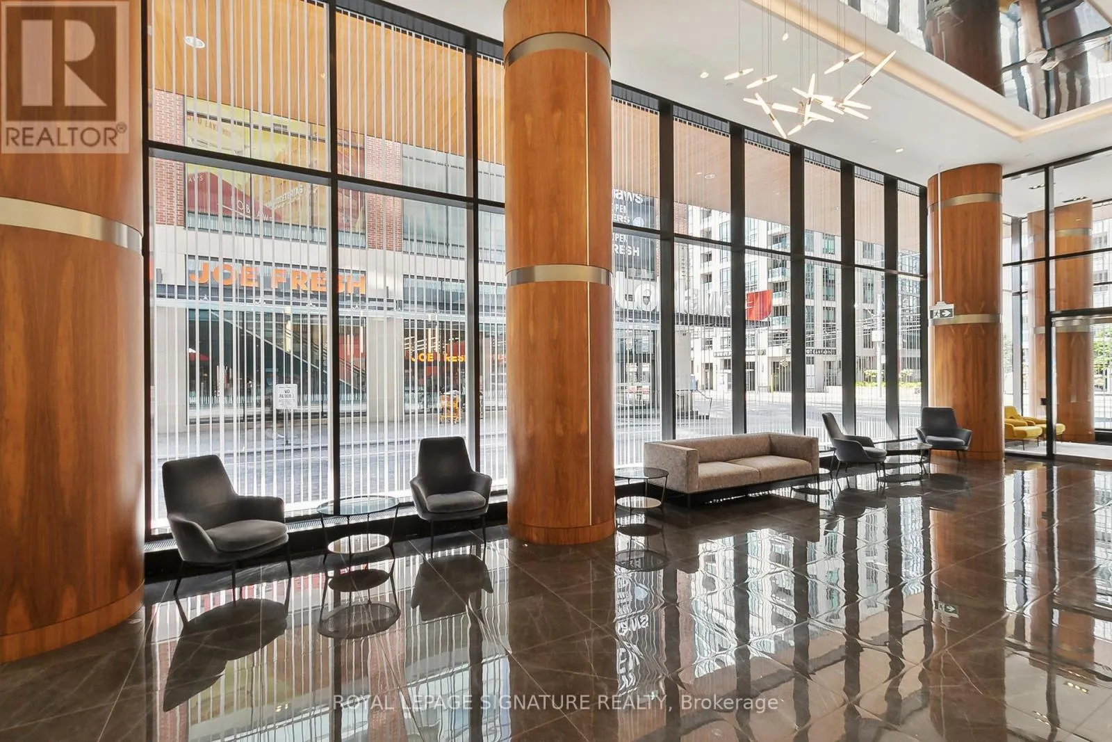 3001 - 19 BATHURST STREET