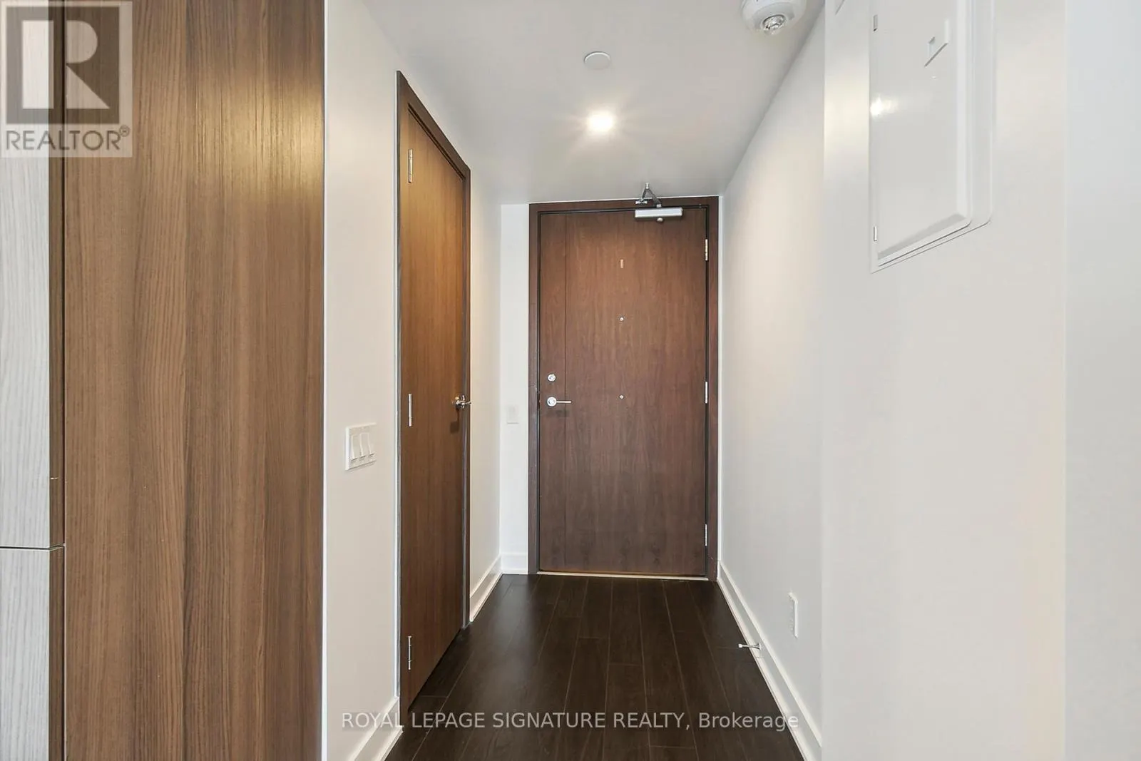 3001 - 19 BATHURST STREET