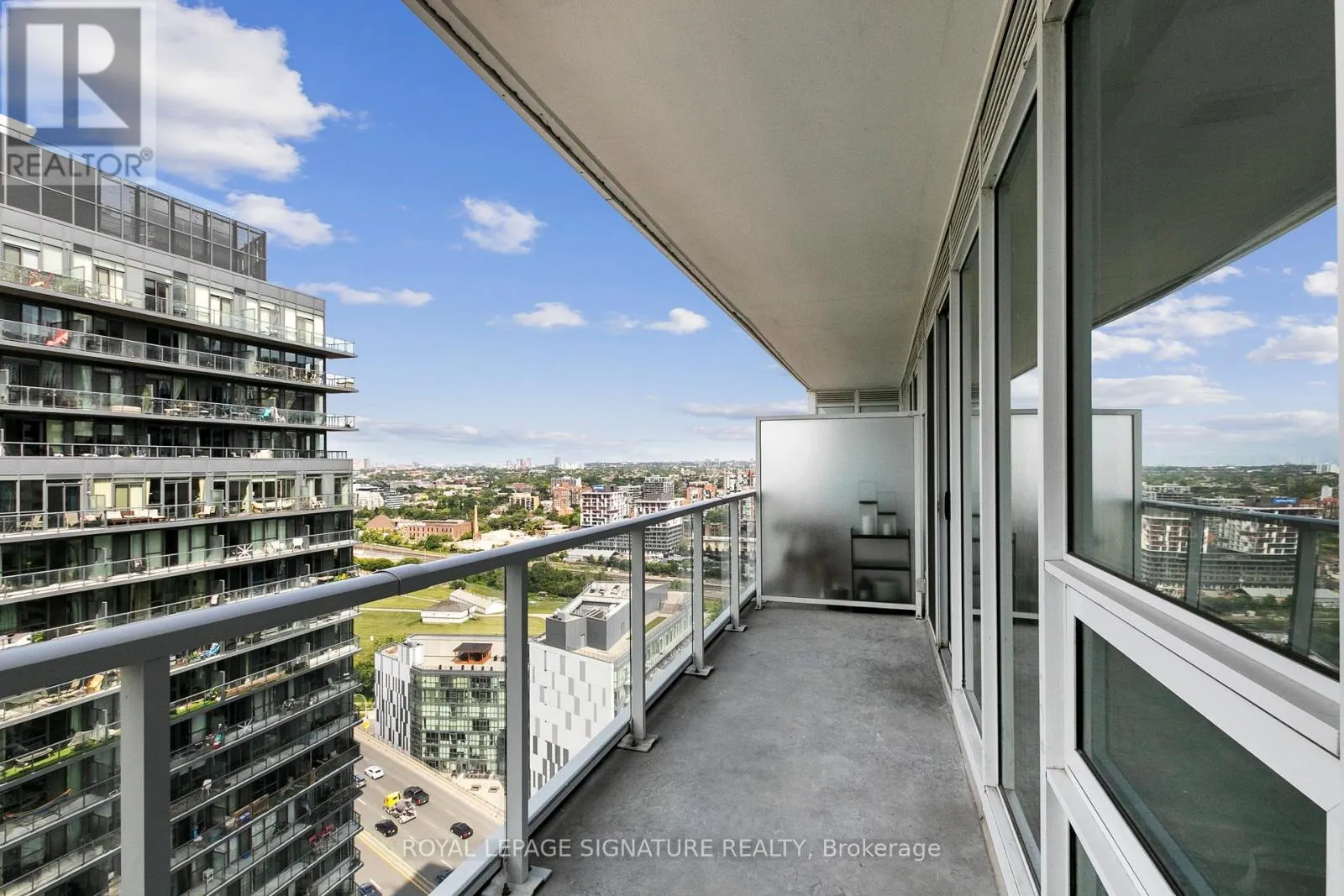 3001 - 19 BATHURST STREET
