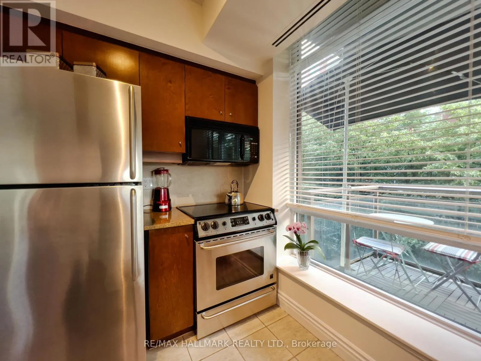 410W - 500 QUEENS QUAY W