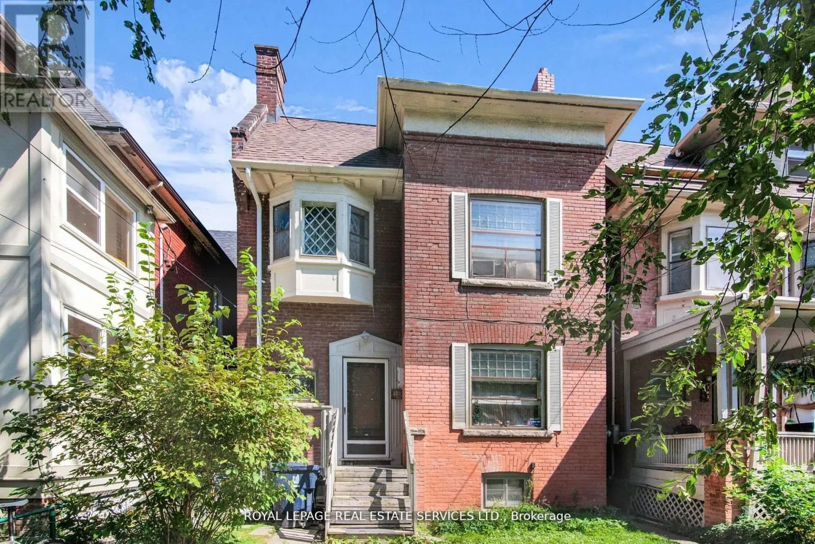 577 HURON STREET