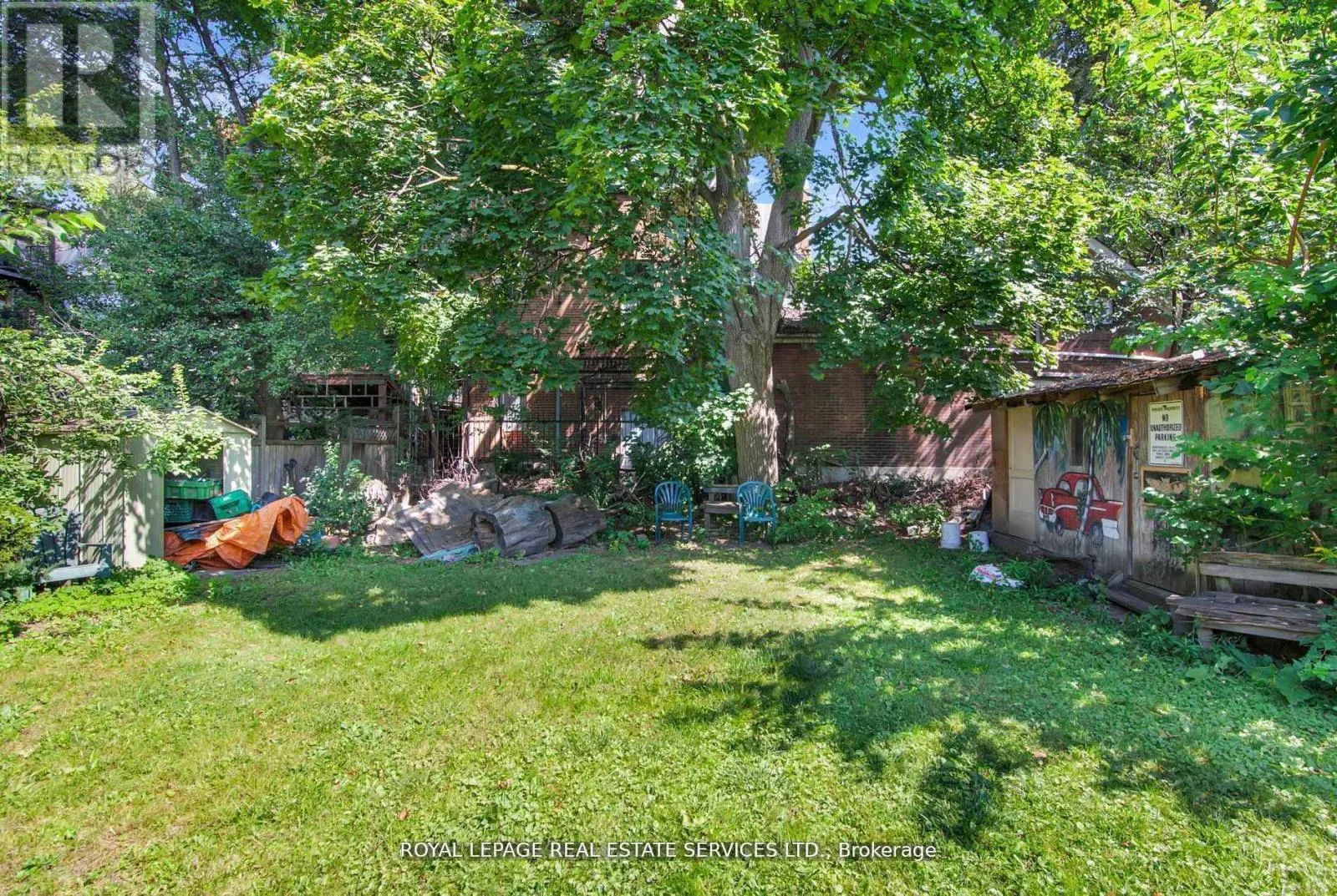 577 HURON STREET