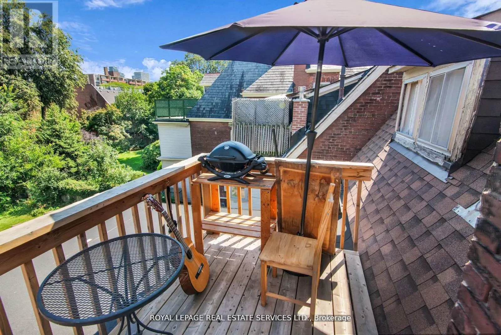 577 HURON STREET