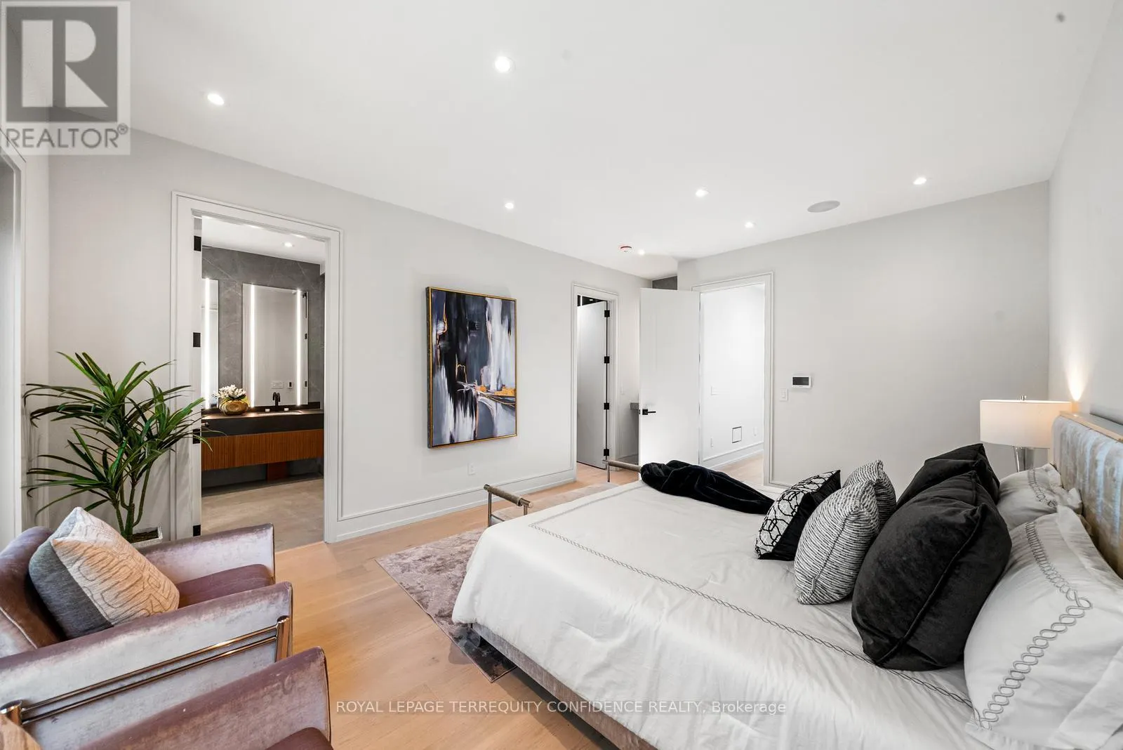 276 HORSHAM AVENUE