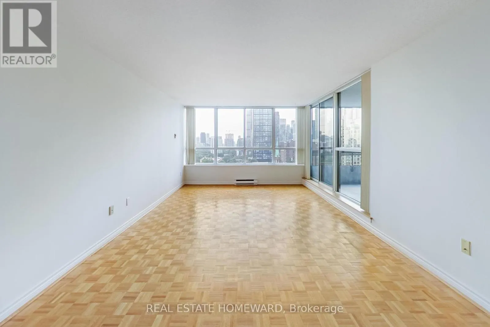 #1405 - 130 CARLTON STREET