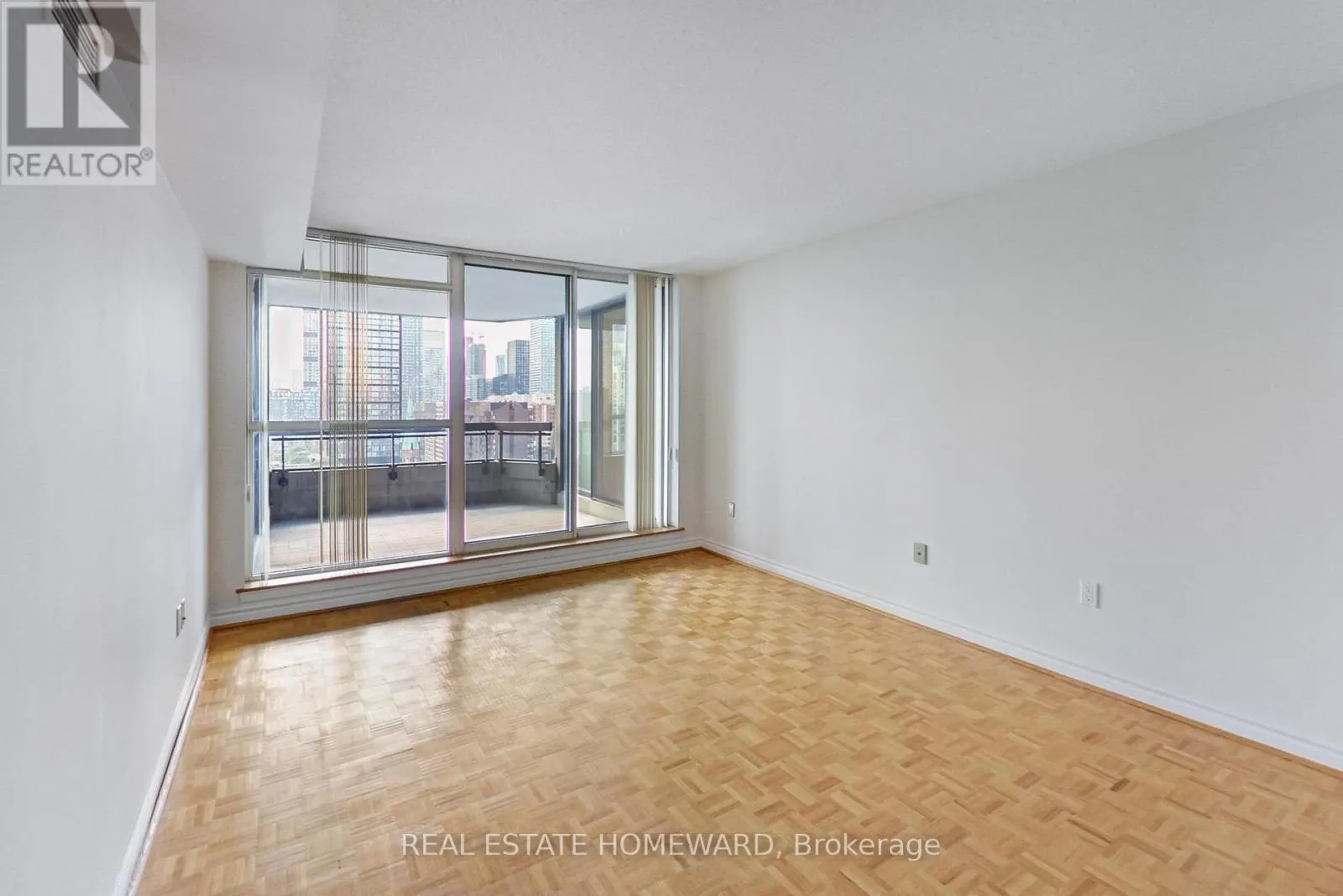 #1405 - 130 CARLTON STREET
