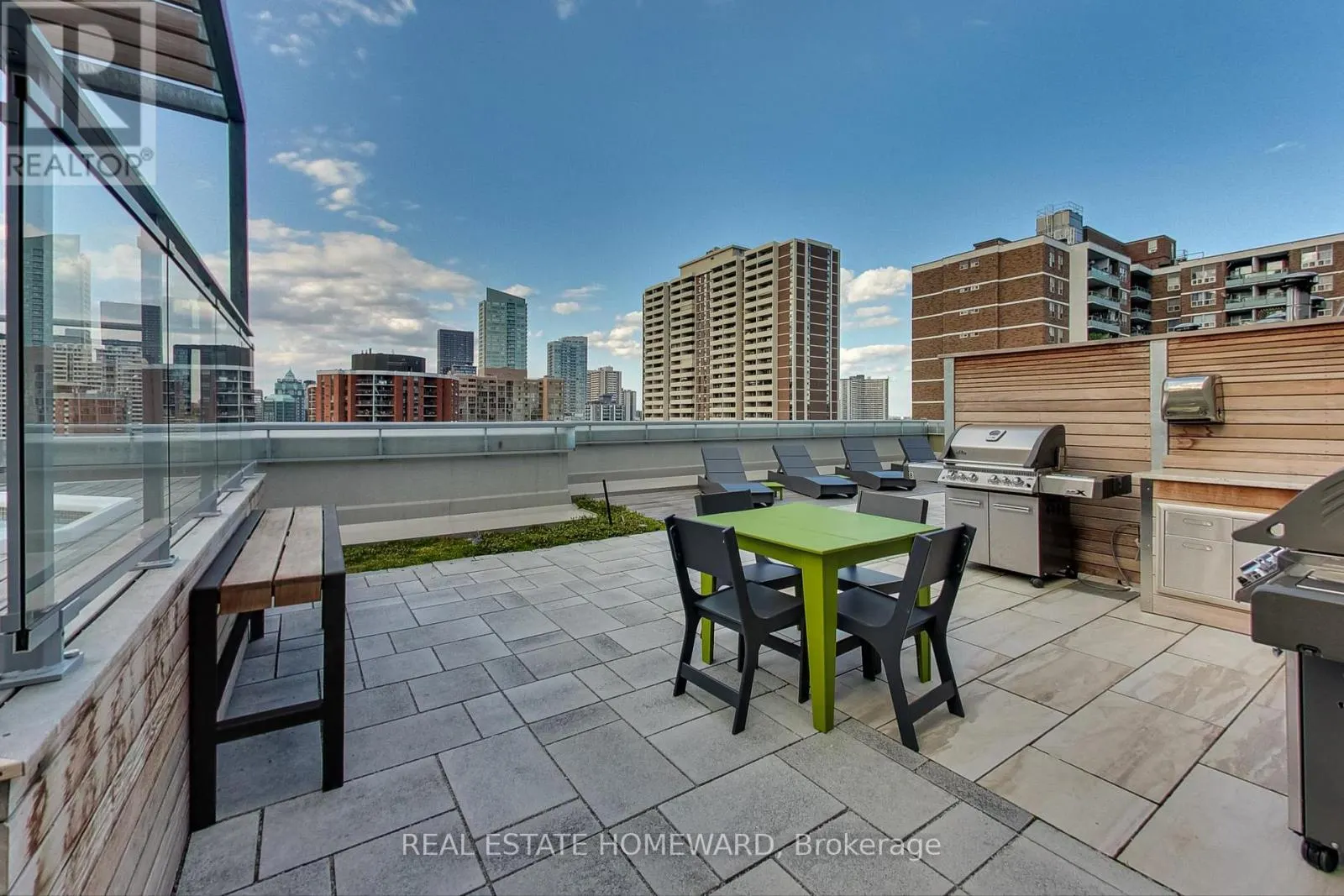 #1405 - 130 CARLTON STREET