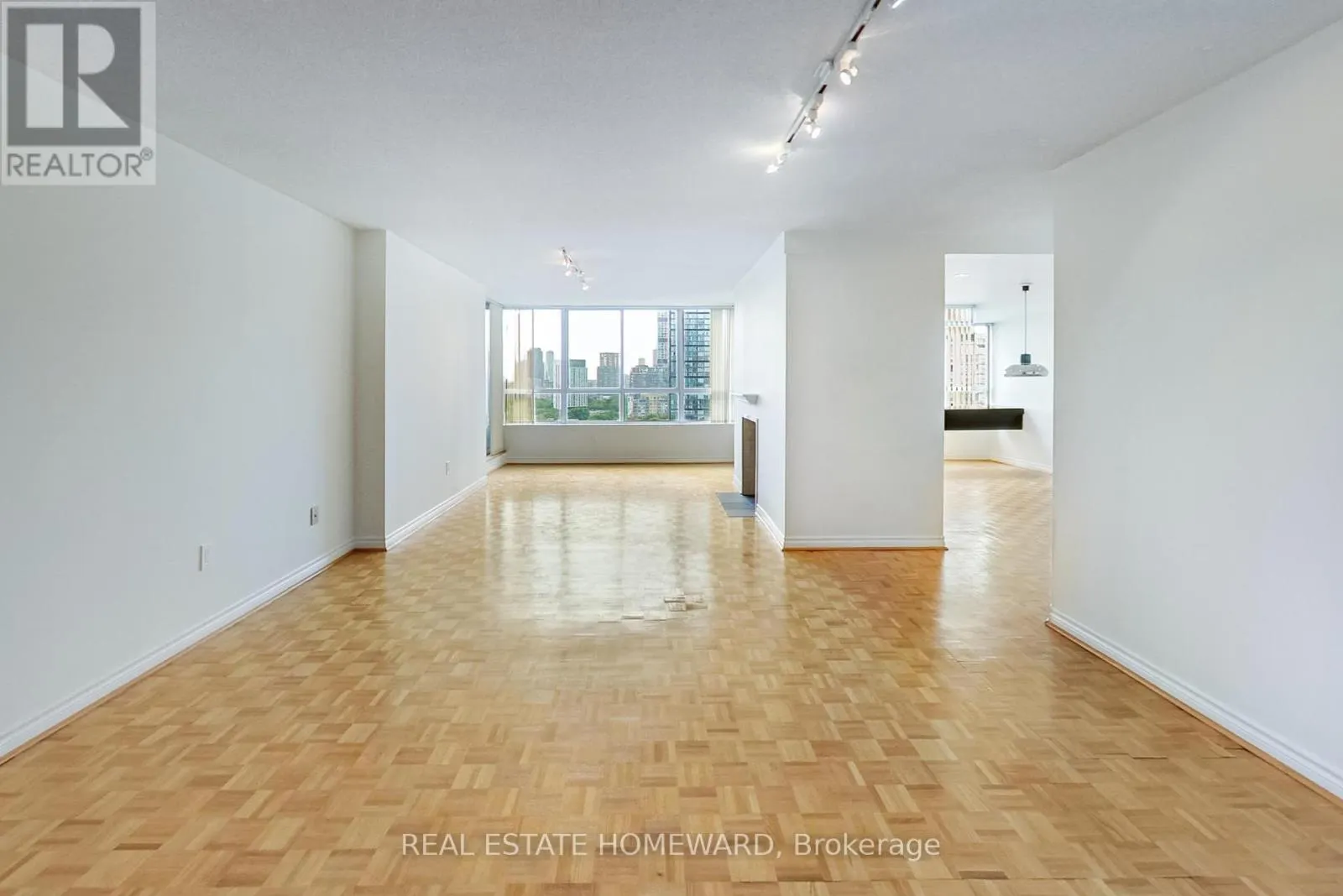 #1405 - 130 CARLTON STREET