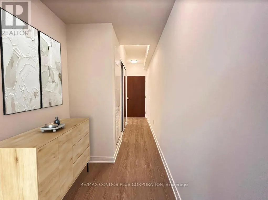 304 - 425 FRONT STREET E