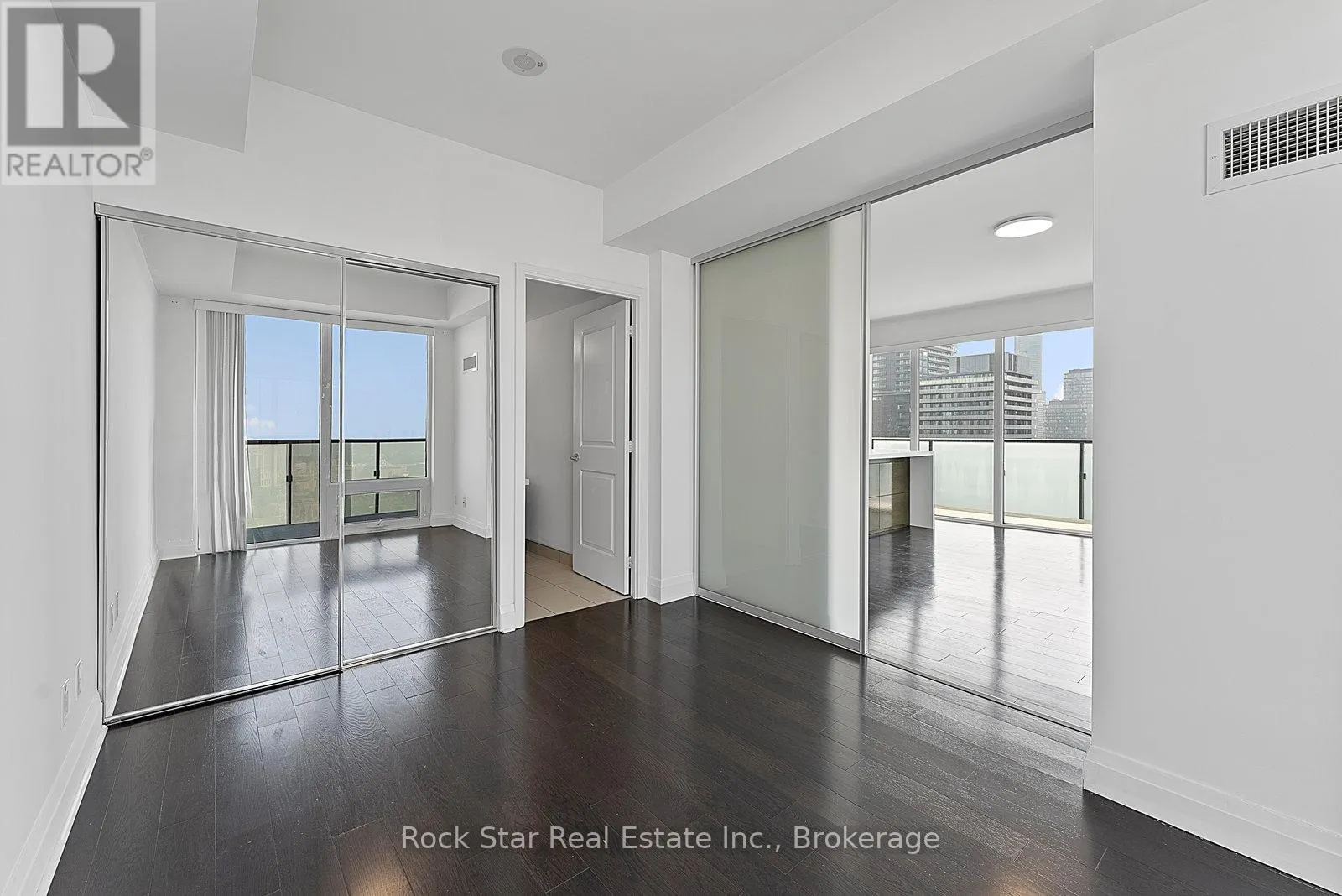 2604 - 65 ST. MARY STREET, #2604