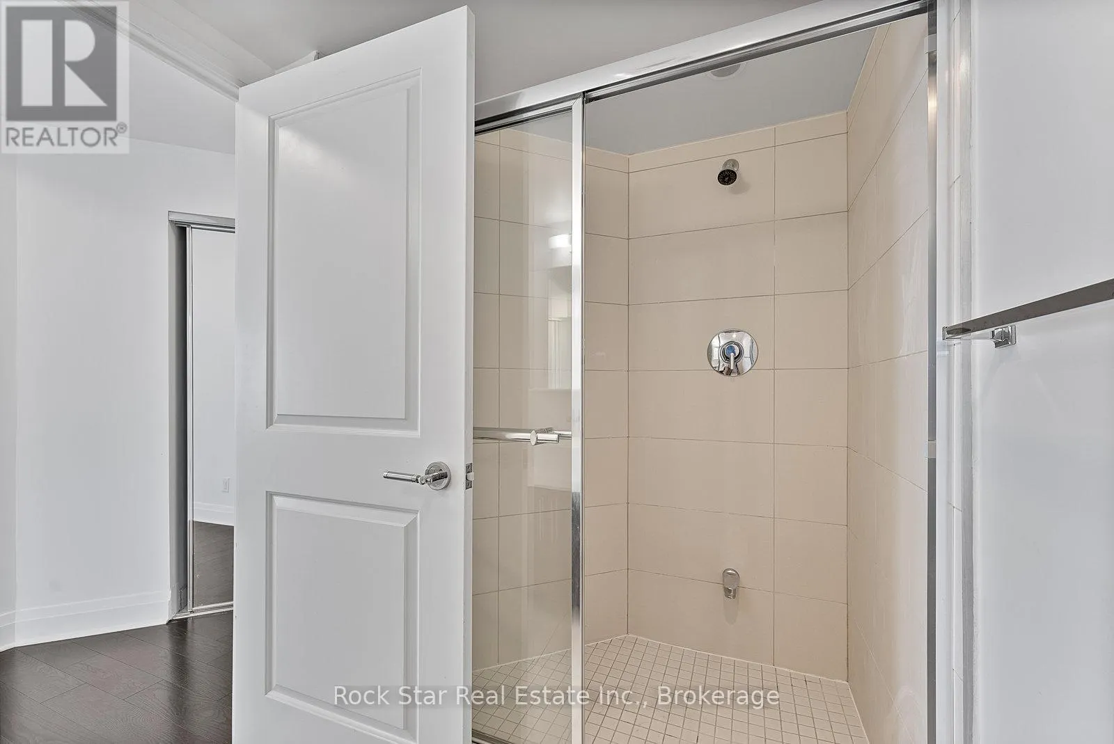 2604 - 65 ST. MARY STREET, #2604