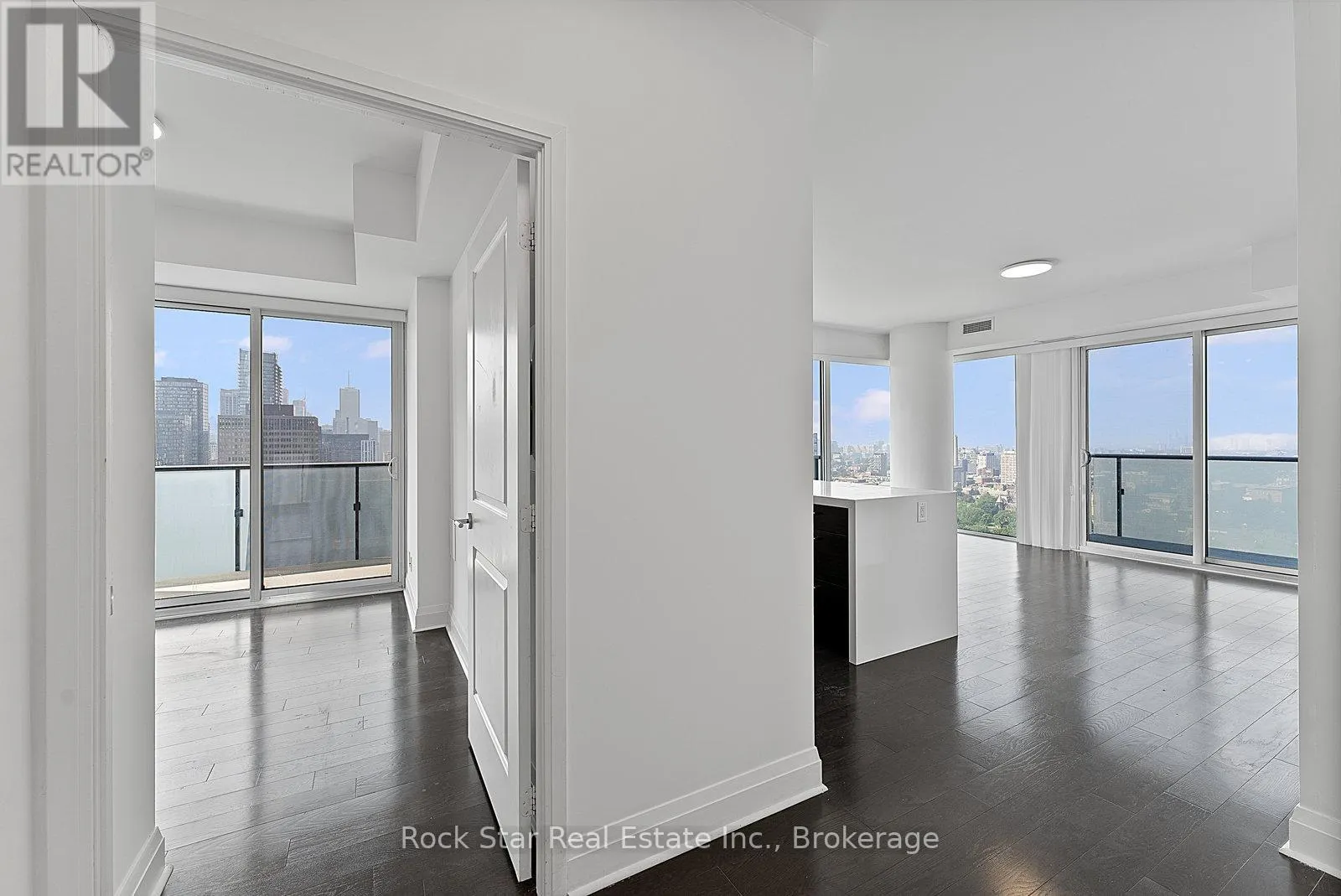 2604 - 65 ST. MARY STREET, #2604