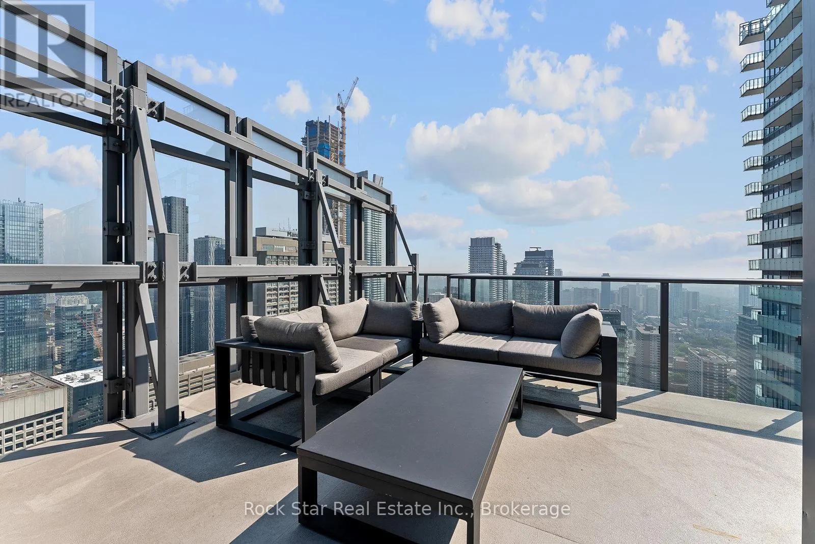 2604 - 65 ST. MARY STREET, #2604