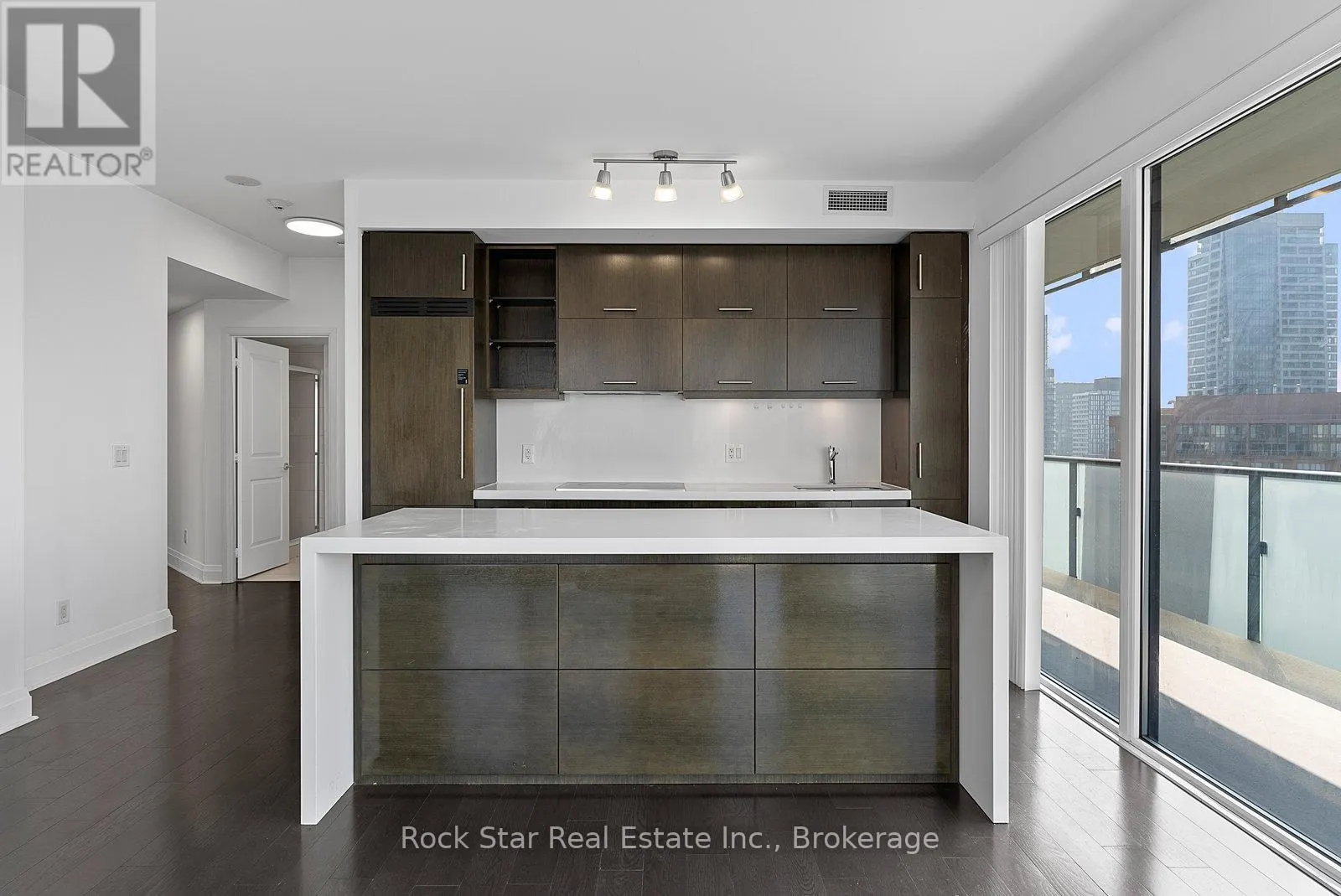 2604 - 65 ST. MARY STREET, #2604
