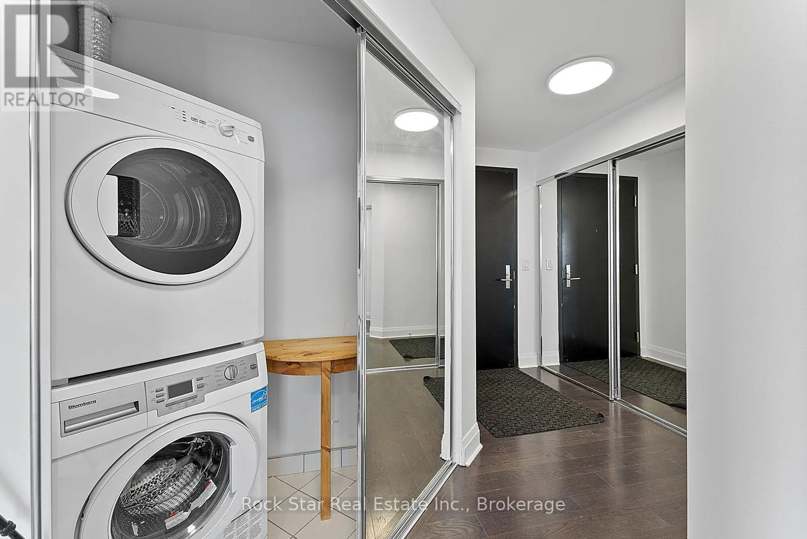 2604 - 65 ST. MARY STREET, #2604