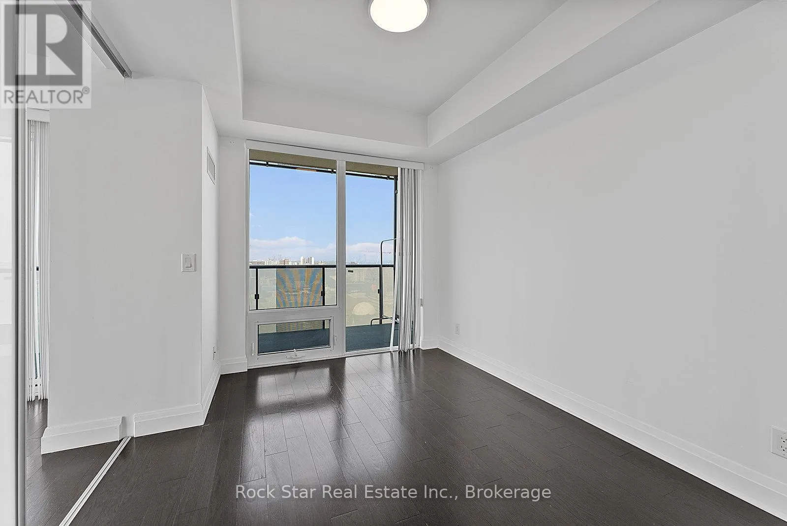 2604 - 65 ST. MARY STREET, #2604