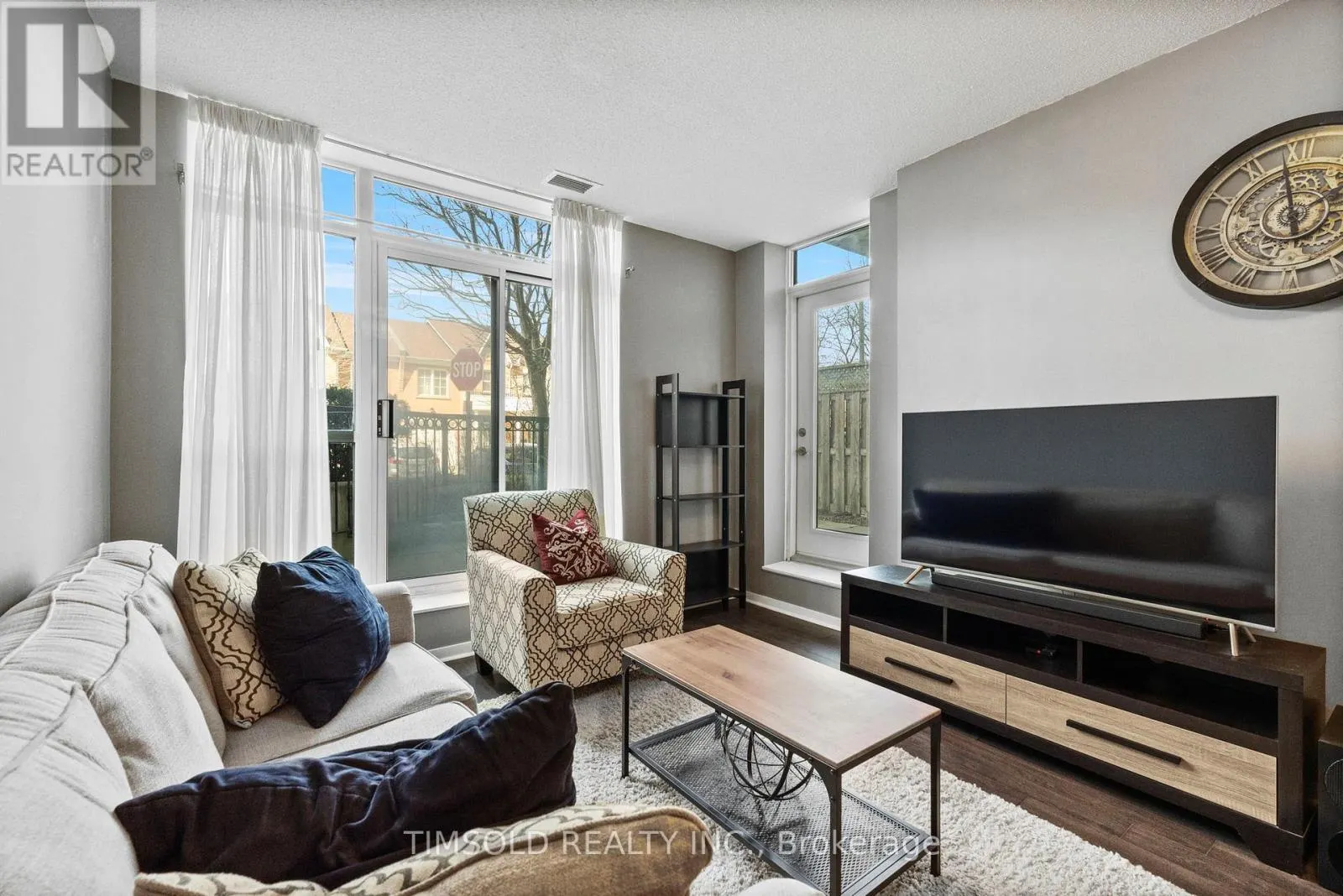 102 - 120 DALLIMORE CIRCLE