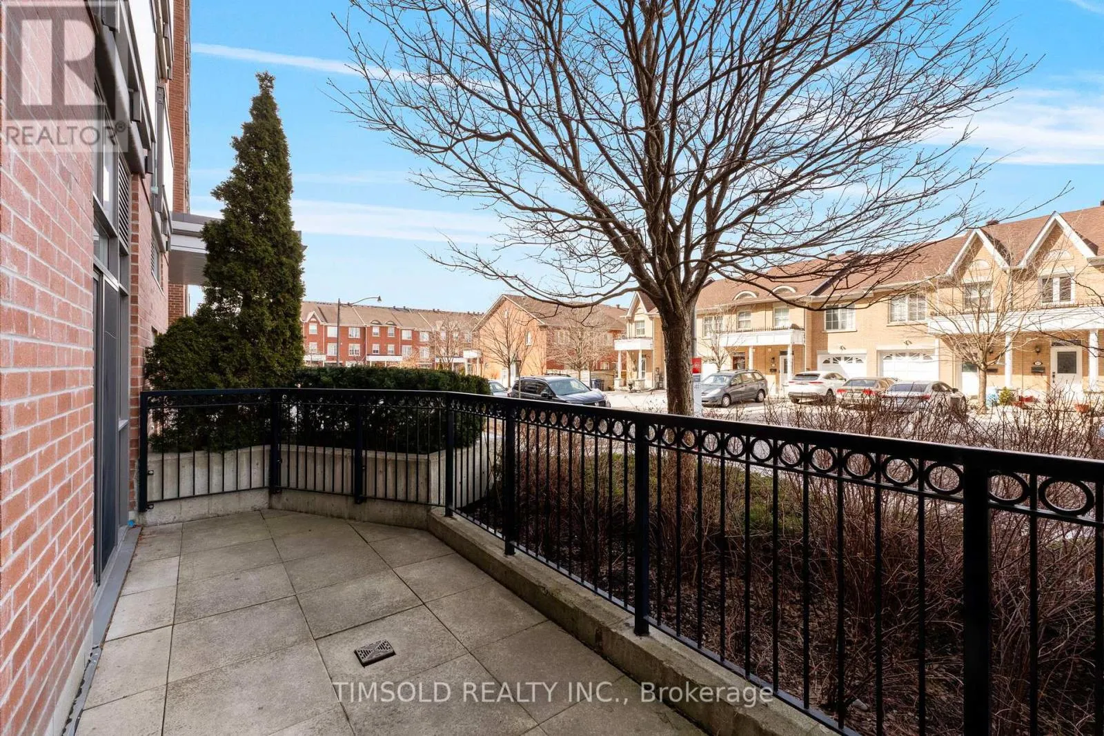 102 - 120 DALLIMORE CIRCLE