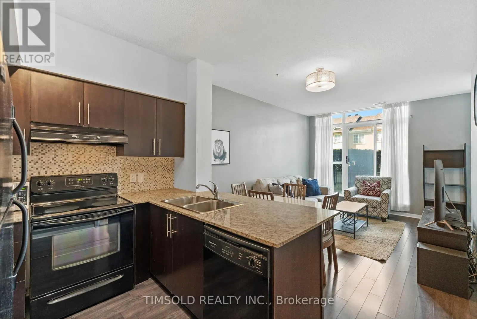 102 - 120 DALLIMORE CIRCLE